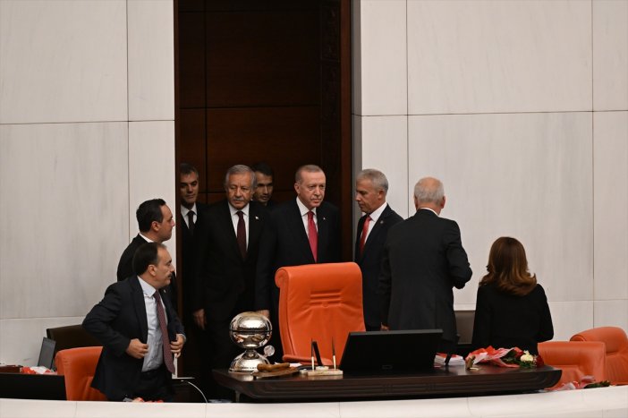 cumhurbaskani-erdogan-israil-saldirganligi-turkiyeyi-de-icine-almaktadir.jpg