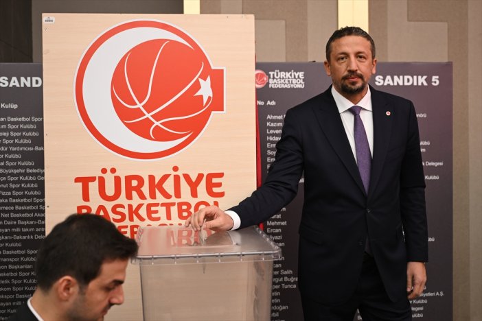 turkiye-basketbol-federasyonu-yeni-baskanini-secti-002.jpg