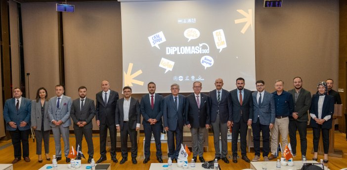 konyada-diplomasi-360-programi-tanitildi-005.jpg