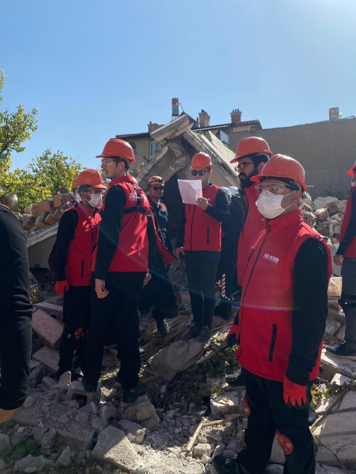 konyadaki-dev-tatbikata-adliye-arama-kurtarma-ekibi-de-katildi-003.jpeg