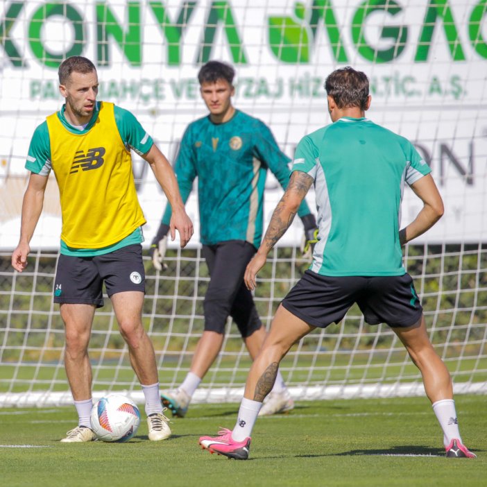 konyaspor-zorlu-besiktas-deplasmaninda.png