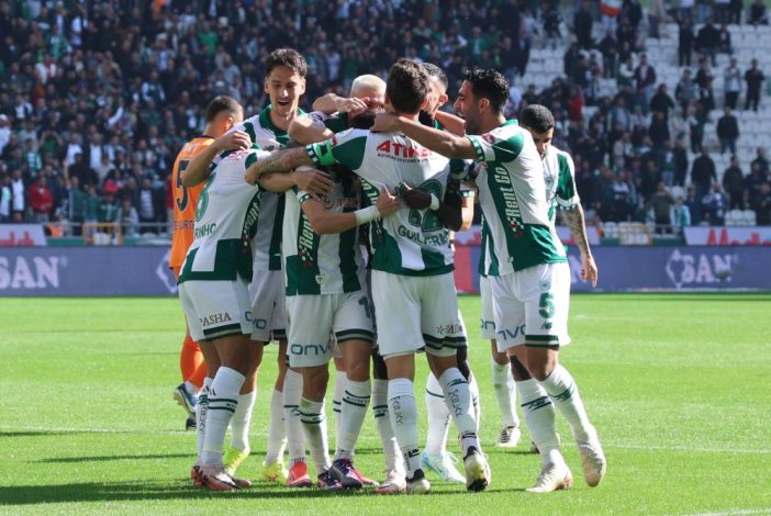 konyaspor-hakeme-ragmen-kazandi-recep-ucar-3-puanla-basladi.jpg