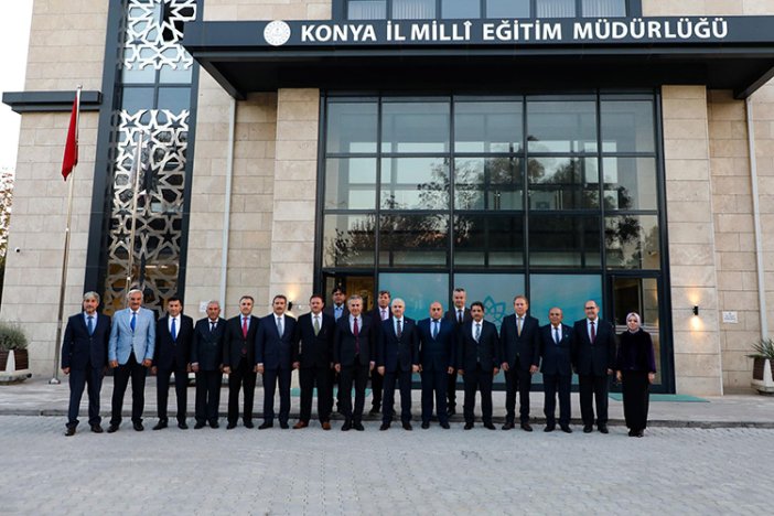 konya-valisi-akindan-milli-egitim-mudurlugune-ziyaret-002.jpg