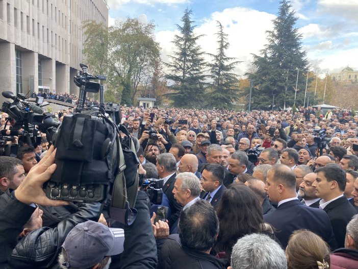 kemal-kilicdaroglu-hakim-karsisina-cikti.jpg