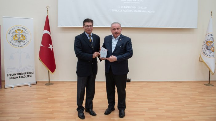 eski-tbmm-baskani-sentop-selcuk-universitesinde-konustu-003.jpg