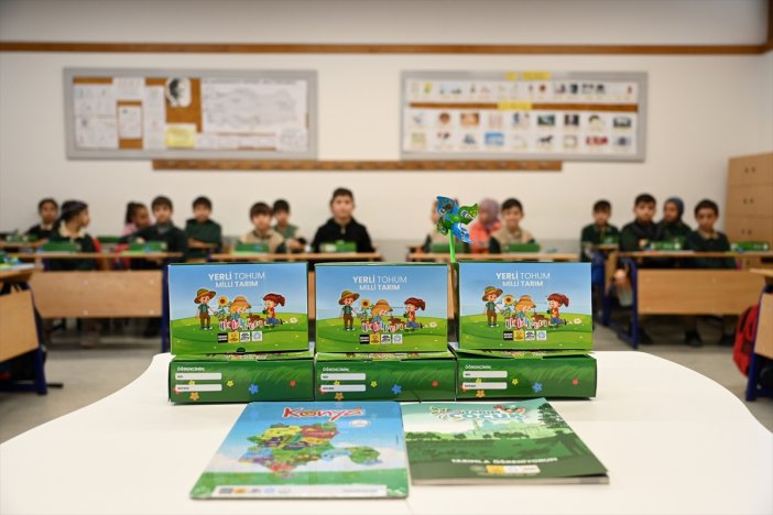tarimin-baskenti-konyadaki-okullarda-ogrenciler-ciftciligi-ogreniyor-004.jpg