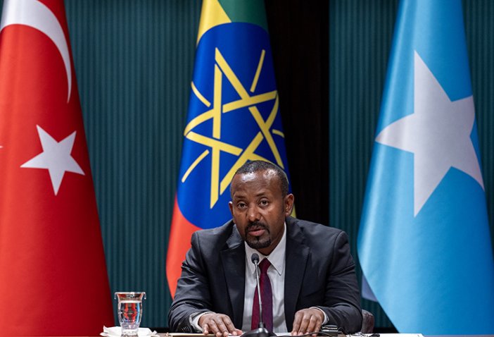 turkiye-ara-bulucu-oldu-somali-ve-etiyopya-sorunlari-cozuldu-002.jpg