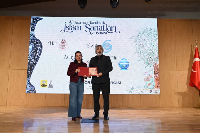 konyada-darulmulk-islam-sanatlari-yarismasinda-oduller-sahiplerini-buldu-006.jpg