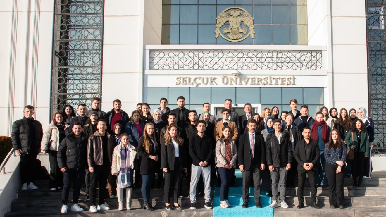 selcuk-universitesinde-dersimiz-kalite-etkinligi-001.webp