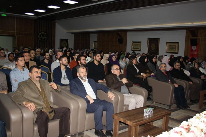 konyada-evlilik-okulu-semineri-sona-erdi-2-genc-umre-odulu-kazandi.jpg