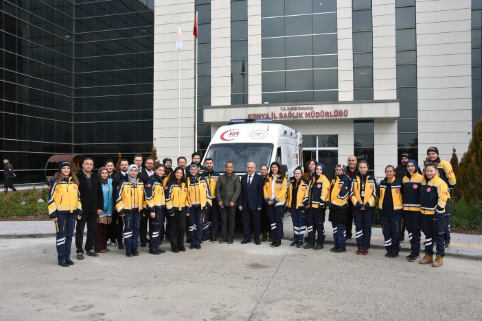 konyada-hayirsever-is-insani-tam-donanimli-ambulans-bagisladi-001.jpg