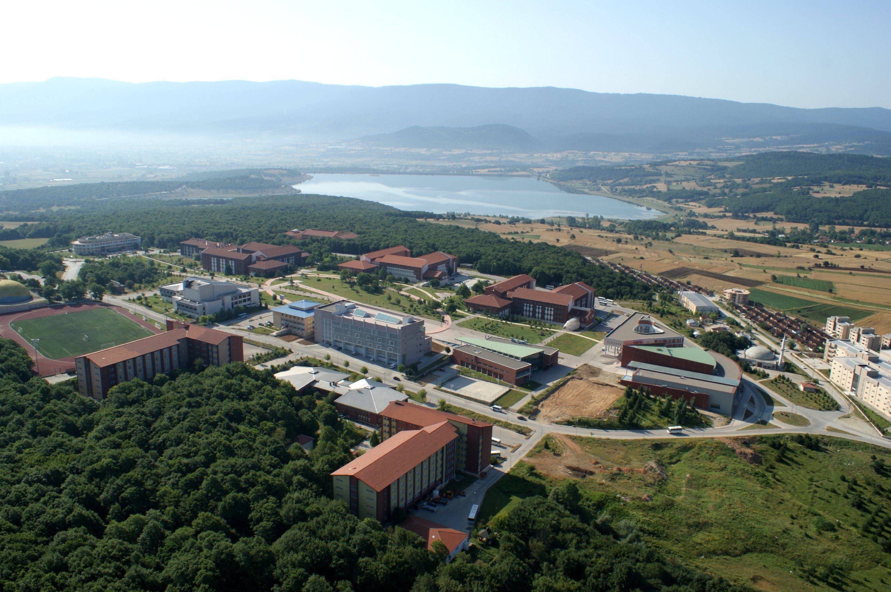 bolu-abant-izzet-baysal-universitesi-personel-alimi-2025.jpg