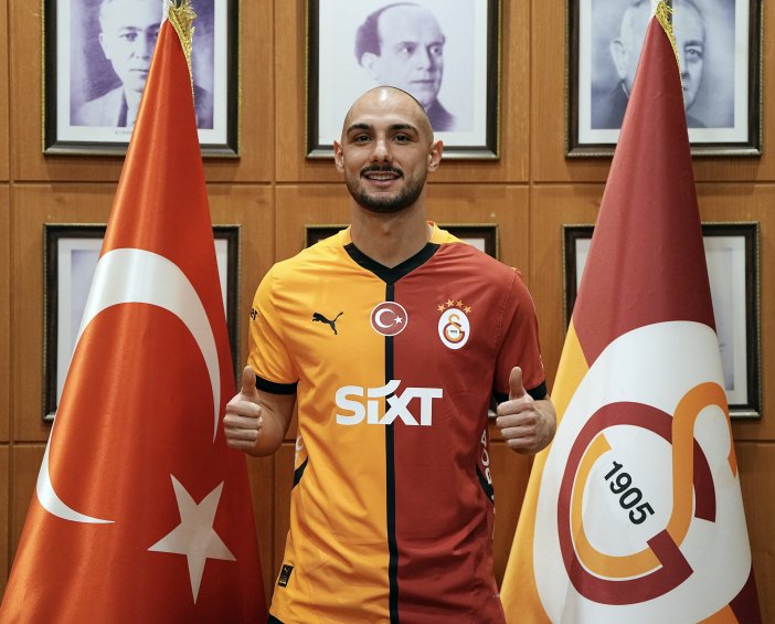 galatasaray-kulubu-eyupspordan-milli-futbolcu-ahmed-kutucuyu-kadrosuna-kattigini-duyurdu-sari-kirmizili-kulup-eyupspora-5-milyon-962-bin-500-avro-bonservis-bedeli-odeyecek.jpg