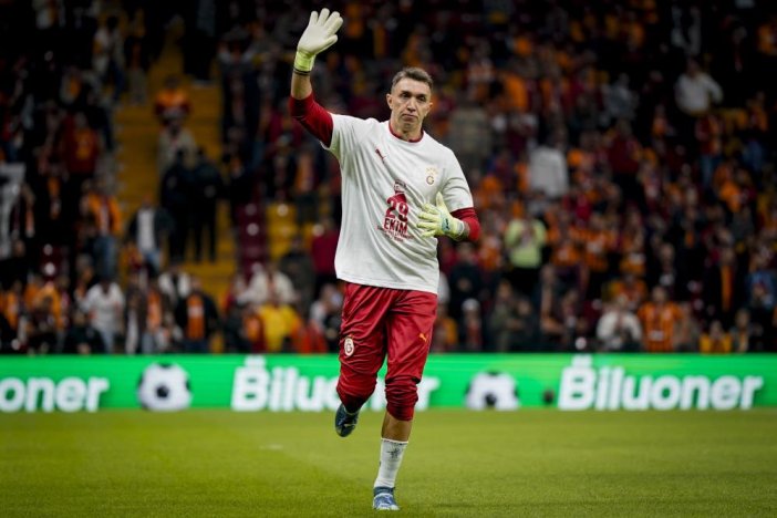 muslera-konyaspor-macina-rekor-icin-cikacak-002.jpg