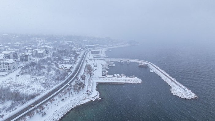 kar-yagisi-ve-soguk-hava-turkiyeyi-etkisi-altina-aldi-013.jpg