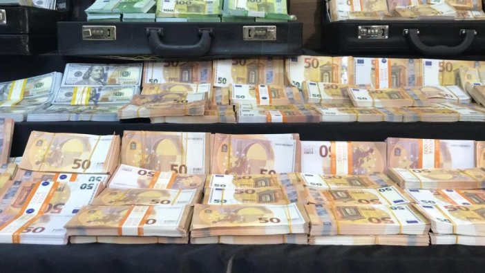 milyonlarca-sahte-avro-ve-dolar-ele-gecirildi.jpg