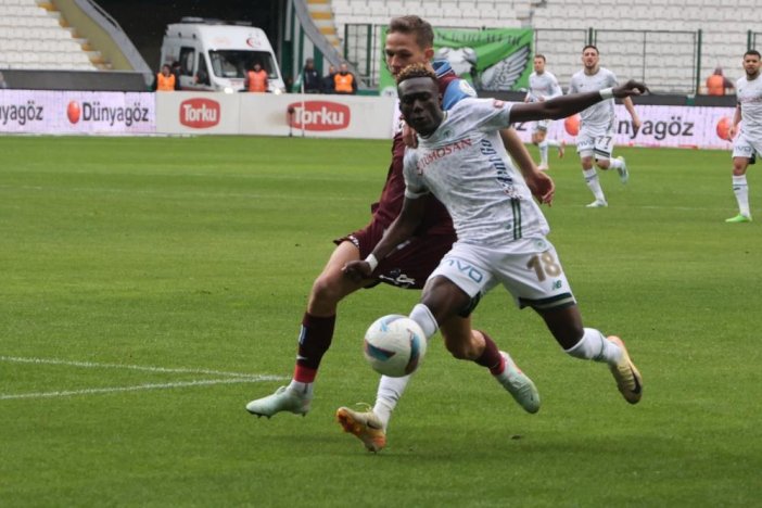 canli-anlatim-konyaspor-trabzonspor-002.jpg