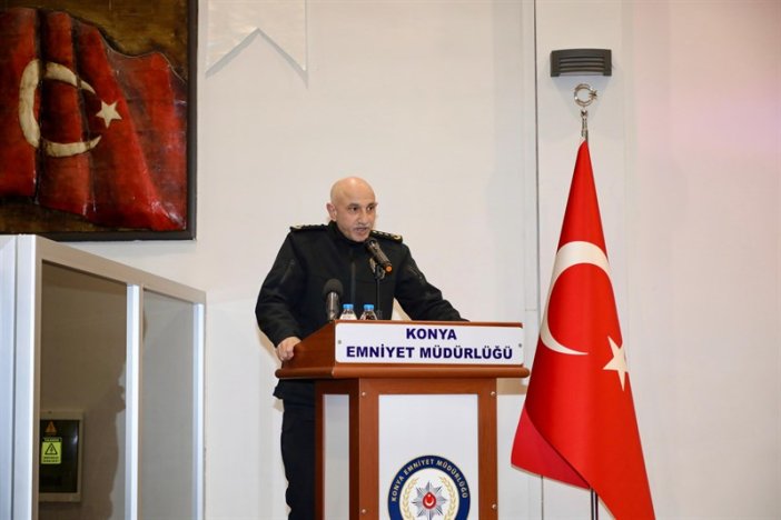 konya-valisi-akin-polislerle-iftar-yapti-002.jpeg