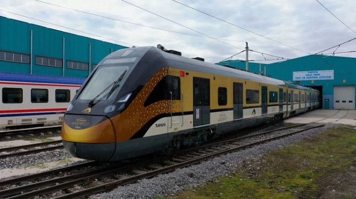 milli-banliyo-tren-setinde-ilk-uretim-tamamlandi.jpg