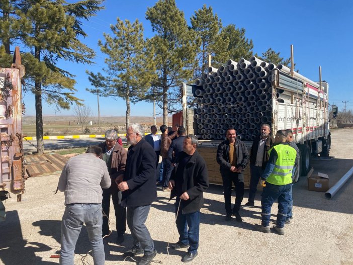 konyada-belediyeden-ciftcilere-boru-destegi-002.jpeg