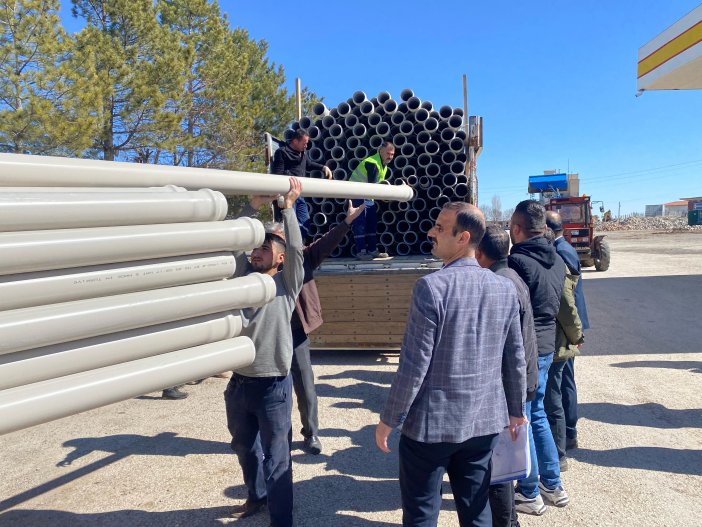 konyada-belediyeden-ciftcilere-boru-destegi.jpeg
