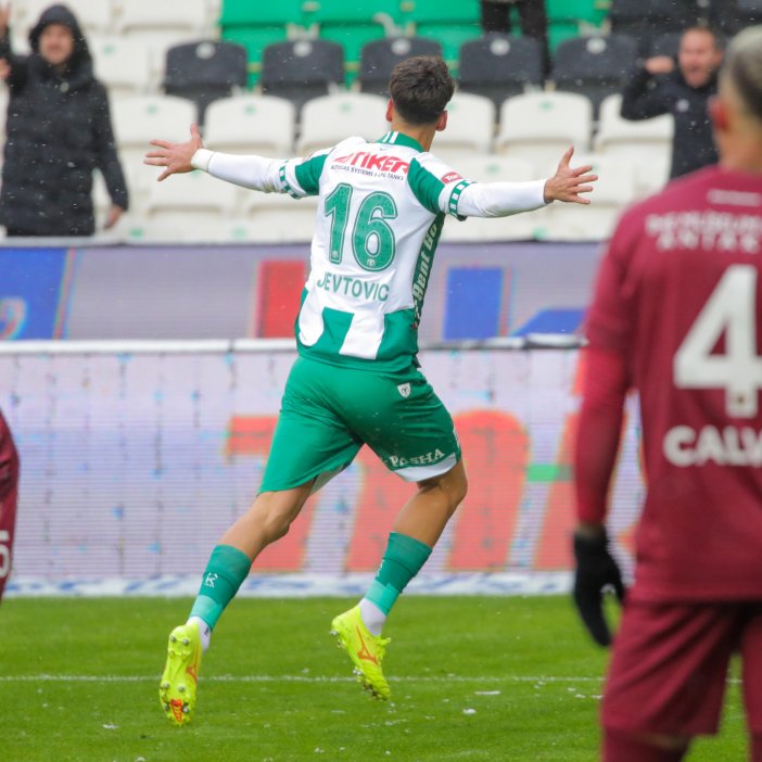 konyaspor-mersinden-3-puanla-donmek-istiyor.png