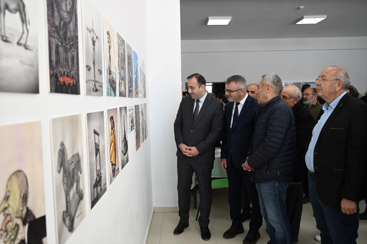 konyada-karikaturist-ahmet-ozturkleventin-sergisi-acildi.jpg