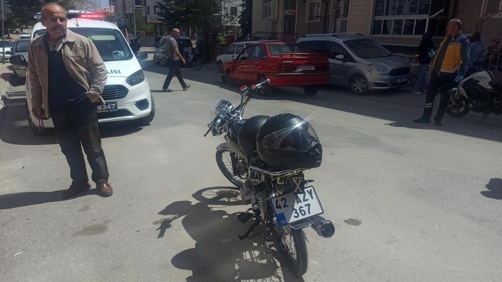 konyada-motosiklet-kazasi-yarali-kurtuldu.jpg