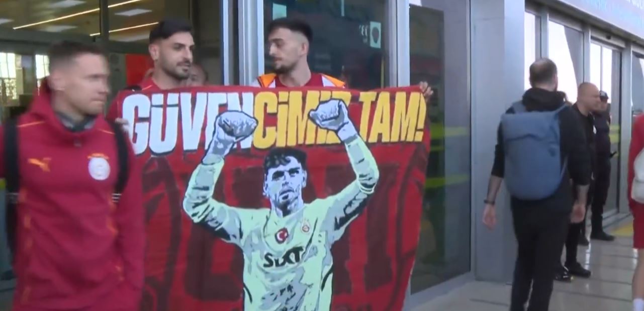 galatasaray-kafilesi-konyada-boyle-karsilandi.jpg