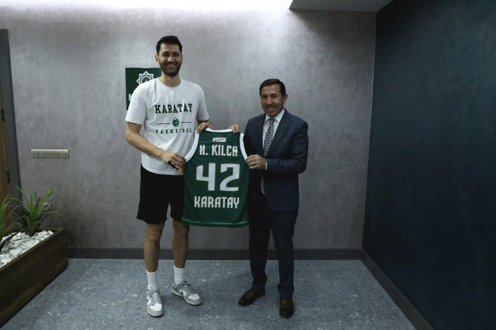 karatayin-genc-basketbolcularindan-hasan-kilcaya-ziyaret-001.jpeg