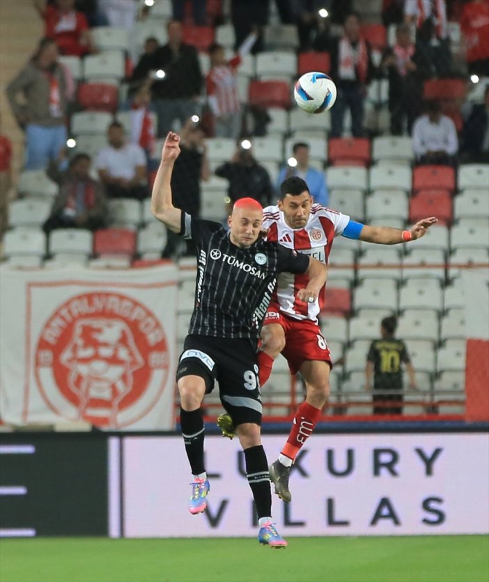 canli-anlatim-antalyaspor-konyaspor-004.jpg