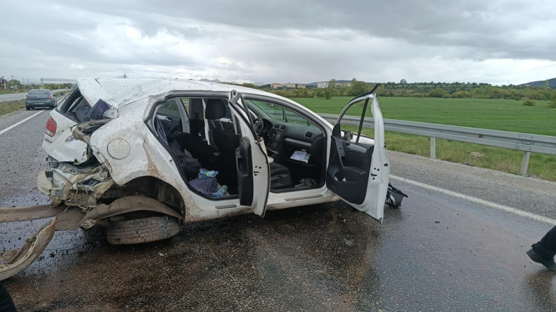 yeni-konya-antalya-yolunda-kaza-korkulan-olmadi.jpeg