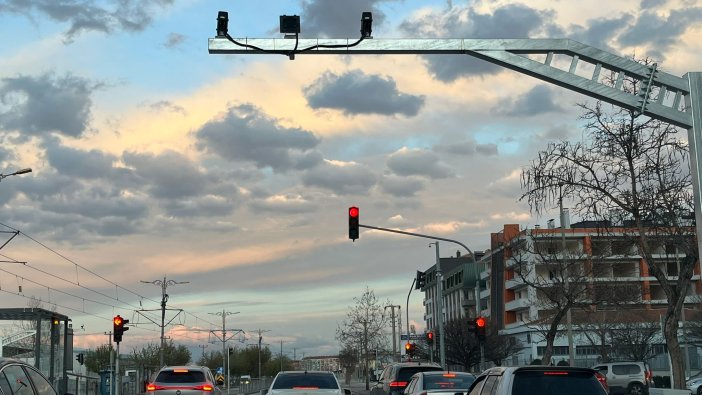 konya-trafiginde-eds-ve-ptsler-ne-kadar-etkin-001.jpeg