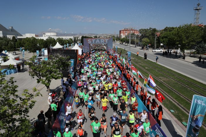 uluslararasi-konya-yari-maratonu-icin-geri-sayim-basladi.jpg