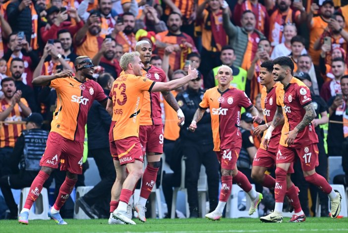 super-ligde-sampiyon-galatasaray.jpg