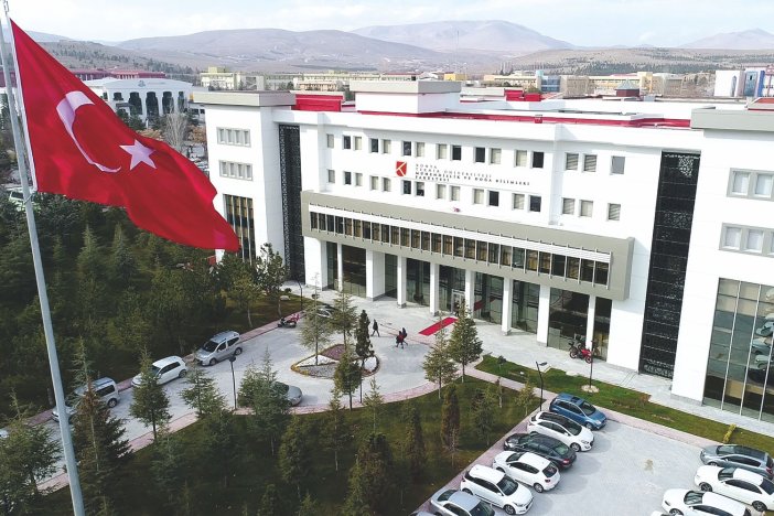 konya-teknik-universitesi-asyanin-en-iyi-universiteleri-arasinda-001.jpg