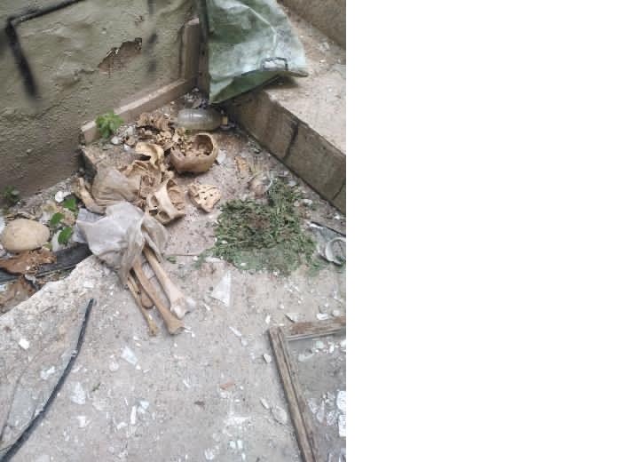 hurda-iscileri-metruk-binada-3-kafatasi-ve-kemik-parcalari-buldu.jpg