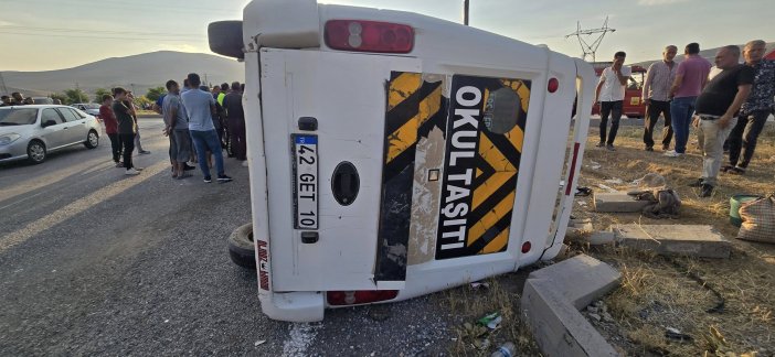 konyada-tarim-iscilerini-tasiyan-minibus-kazaya-karisti-001.jpg