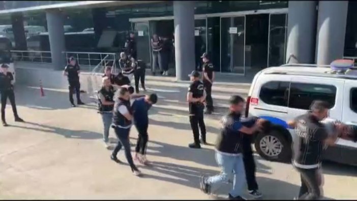 konya-dahil-21-ilde-uyusturucu-operasyonu-327-tutuklama-003.jpg