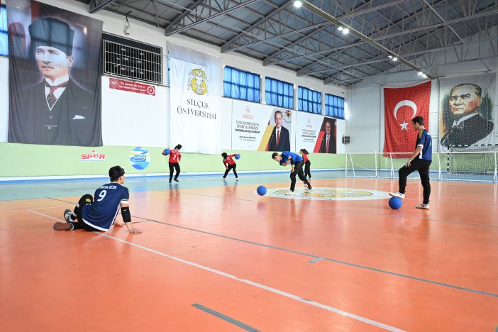 konya-goalball-milli-takimlarina-ev-sahipligi-yapti-002.jpg