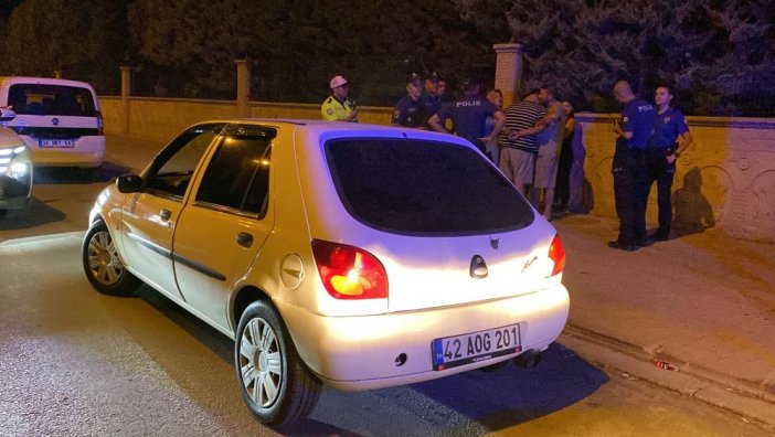 konyada-ehliyetsiz-ve-alkollu-surucu-yakalandi-yakinlari-gazetecilere-saldirdi.jpg