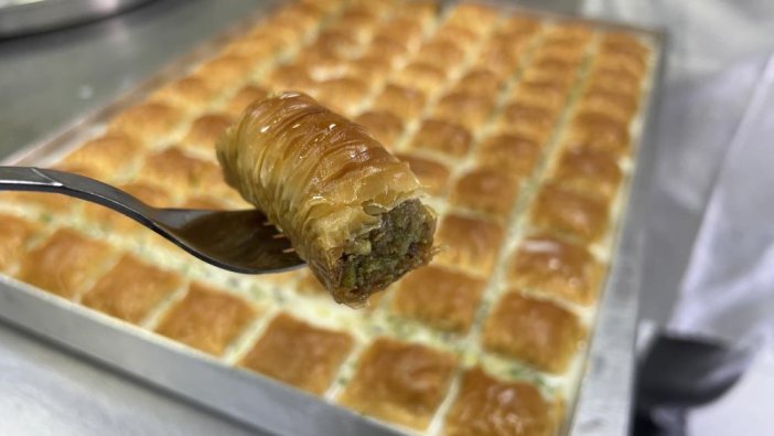 konyanin-sicaklarina-baklava-ustalarindan-cozum-001.jpg