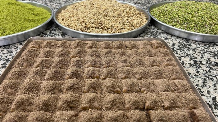 konyanin-sicaklarina-baklava-ustalarindan-cozum-002.jpg