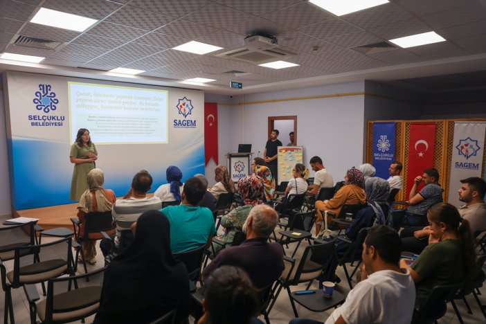 selcuklu-sagem-ile-aile-baglarini-guclendiriyor.jpg