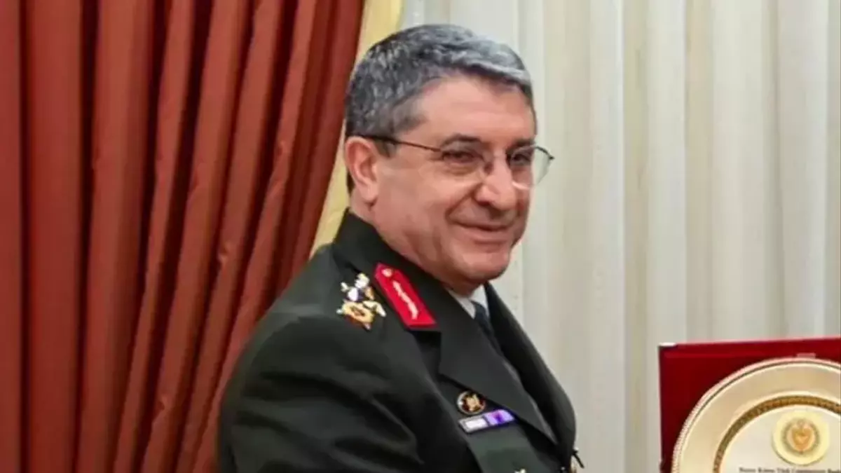 yeni-genelkurmay-baskani-orgeneral-selcukbayraktaroglu-hakkinda-merak-edilenler.webp