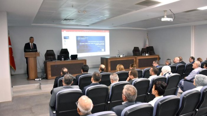 bolgesel-istisare-toplantilarinin-ilki-konyada-gerceklesti-001.jpg