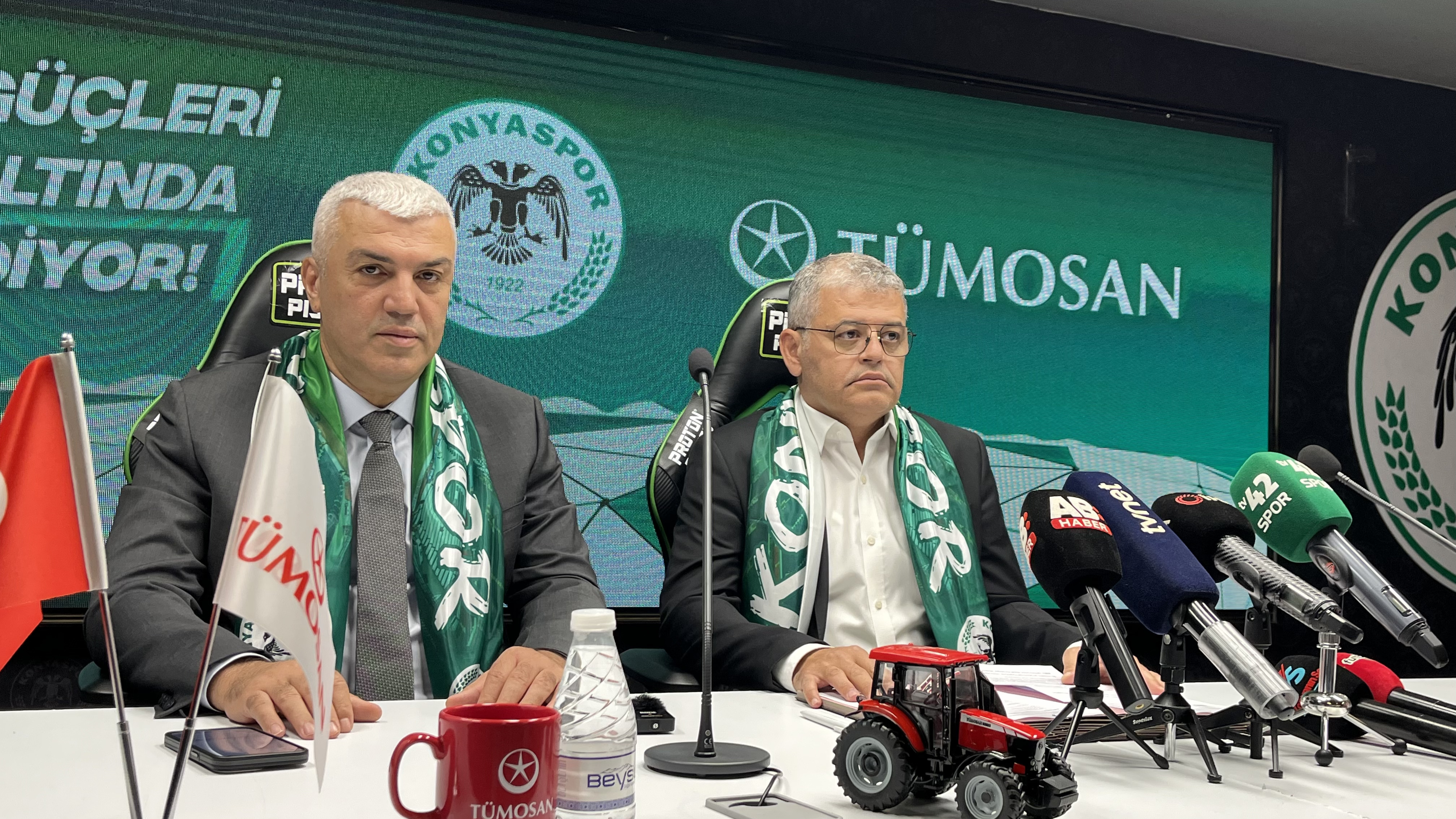 tumosan-ve-konyaspordan-70-milyon-tllik-imza.jpg
