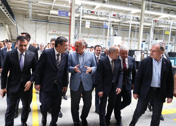 konyanin-sanayi-gucune-cumhurbaskani-yardimcisi-yilmazdan-tam-destek.jpeg