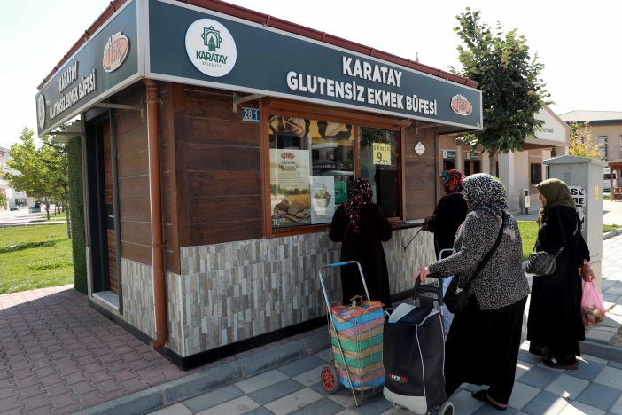karataydaki-ekmek-indirimi-tuketimi-5-kat-arttirdi-001.jpg