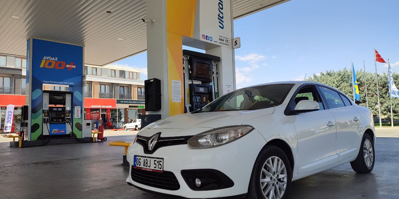 arac-sahipleri-dikkat-benzine-bu-gece-zam-geliyor.jpg